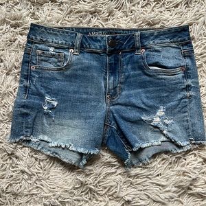 American Eagle Distressed Midi Short Size 10